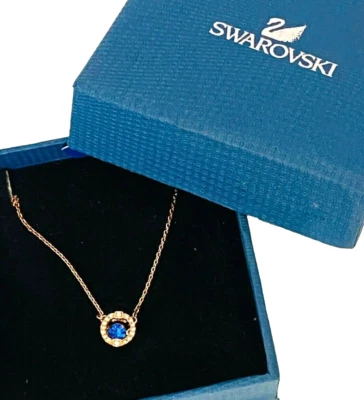 AUTH Swarovski ROSE GOLD Sparkling BLUE Dance Around Crystal Necklace w/Gift Box Foto 1 de 4