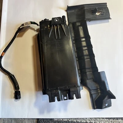 Ford Explorer 2011-2019 3,5 evaporador de emisiones de combustible bote de vapor de carbón OEM Foto 1 de 4