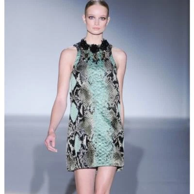 Vestido Gucci Estampado Animal de la Colección 2012 Por Frida Giannini Talla XS, 2, IT38 Foto 1 de 4