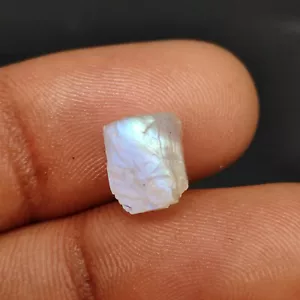 100% Natural blue fire rainbow moonstone rough 5ct raw moonstone gemstone M3954 - Picture 1 of 4
