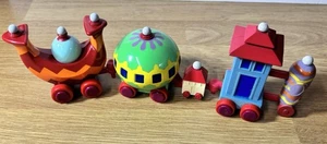 En el jardín nocturno Ninky Nonk tren juguete tirar empujar a lo largo tren pequeño 10" de longitud - Imagen 1 de 6