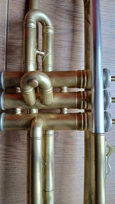 King Super 20 symphony  Dual Bore 1957 Trumpet With Sterling Silver Leadpipe. - Image 1 of 4