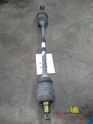 Mercedes-Benz GLA 250 2018 eje trasero derecho Foto 1 de 4