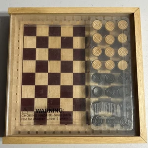 Juego de mesa de madera damas - Colección Woodfield de Cardinal - Imagen 1 de 5