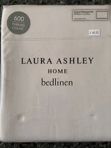 Coppia di federe Oxford Laura Ashley raso argento 600TC - Foto 1 di 3