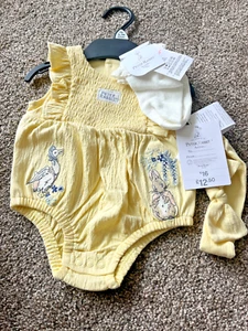 Tesco Baby Girls Yellow Peter Rabbit Romper suit Socks & Headband Set Up to 3m - Picture 1 of 2