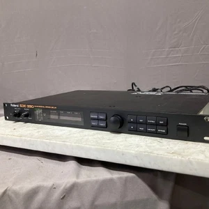 Roland SDE-330 Processore di Effetto Ritardo Digitale Ritardo Spazio Dimensionale - Foto 1 di 3