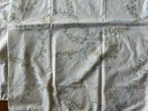 Vintage Wamsutta Floral Ruffle Hem Ultracale Standard Pillowcases | Cottagecore - Bild 1 von 6
