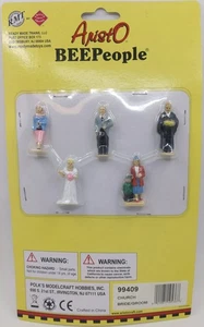 RMT 99409 O Scale BEEPeople Church Bride/Groom (5 People) - Picture 1 of 1