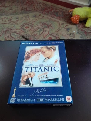 Titanic: Deluxe Collector's Edition 4 Disc DVD (2005) - Leonardo DiCaprio - Image 1 of 4