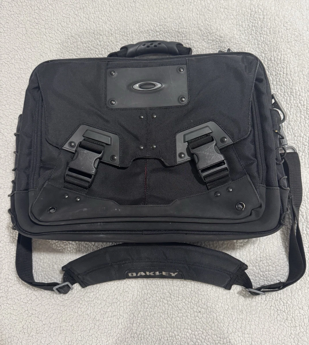 Oakley Messenger Bag for sale | eBay