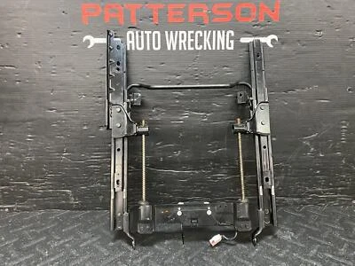 Jaguar XK8 2000 pasajero delantero derecho asiento derecho pista con motores Foto 1 de 4