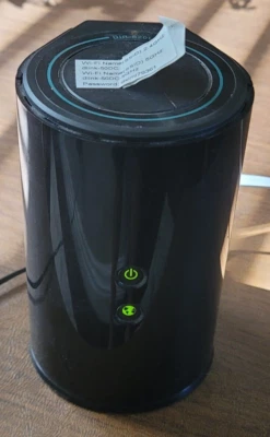 D-Link Wireless Router AC 1000 Mbps Home Cloud App-Enabled Dual-Band DIR-820L A1 - Image 1 of 4