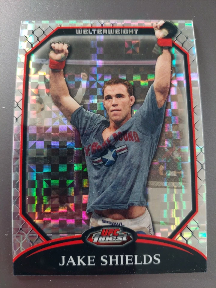 Jake Shields #7 2011 Topps UFC Finest X-Refractor #094/388 - Image 1 of 2