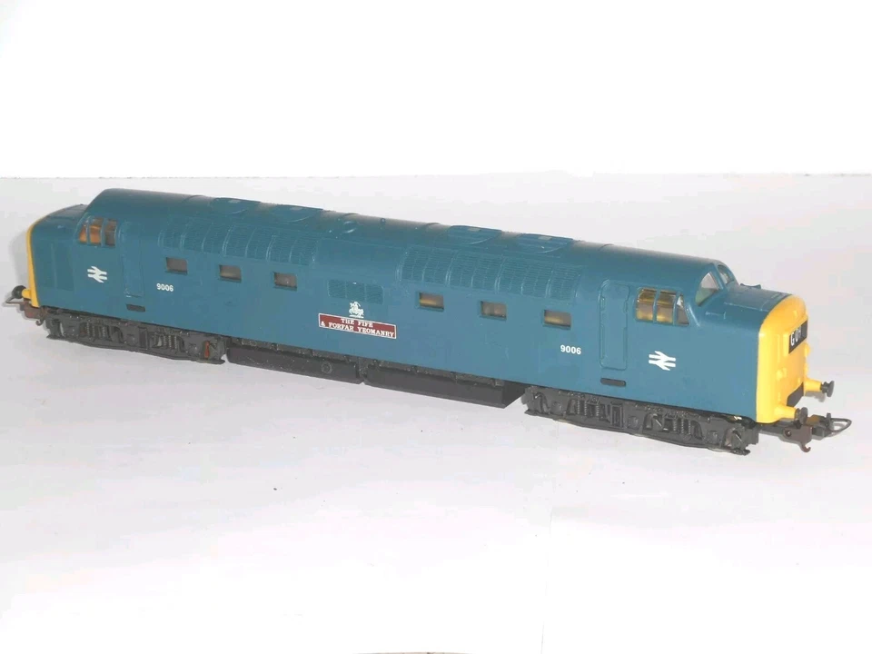 Lima Deltic Diesel-The Fyfe & Forfar Yeomanry. Excel cond.OO 2 rail DC analogue. - Image 1 of 4