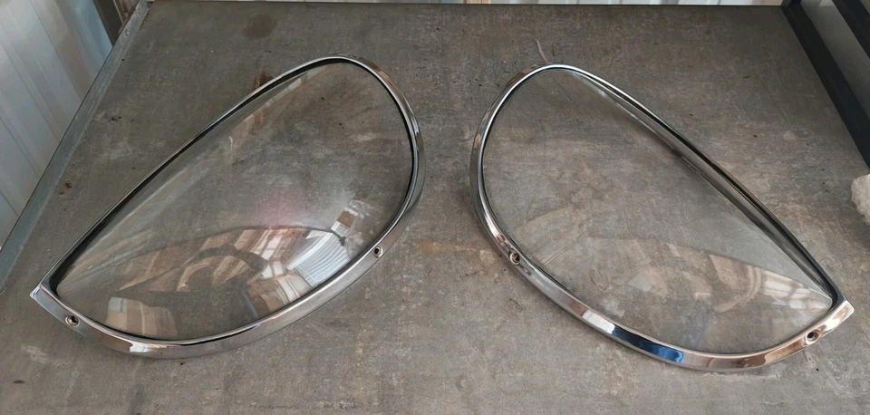 正品原始设备制造商日产 Fairlady Z/Euro 70-78 Datsun 240z S30 车头灯罩 — 第 1/4 张图片