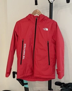The North Face Winter / Ski Jacket Boys (kids) XL worn 3 times - Picture 1 of 3