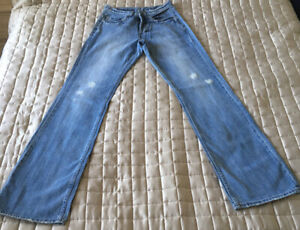 Superb Women’s BNWT Marc Jacobs Denim Jeans. 28W x 36L. (T1400)