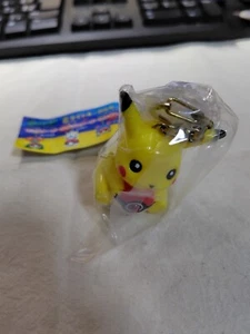 Sealed Pikachu Pokemon light keychain Tomy figure Key Holder Japanese 11207 - Picture 1 of 8