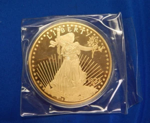 2014 Jumbo Dream GOLD DOUBLE EAGLE 1933  3.9" 24k-layered Commemorative Coin COA - Picture 1 of 2
