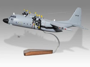 Lockheed C-130H CH09 Bélgica Fuerza Aérea Escritorio Avión Madera Nuevo Modelo Grande 1/100 - Imagen 1 de 12