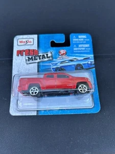 Chevy Colorado Z71 rojo metal fresco Maisto nuevo en paquete - diecast 1:64 - Imagen 1 de 3