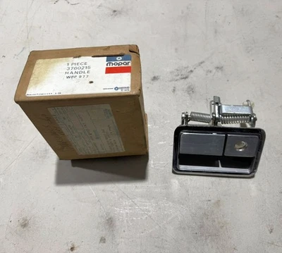 Manija de puerta Plymouth Cuda Dodge Challenger 71 72 73 3760215 1970-74 E-Body NOS Foto 1 de 4