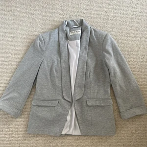 Miss Selfridge Grey Fitted Blazer Size 10 3/4 Sleeve Pockets - Picture 1 of 9