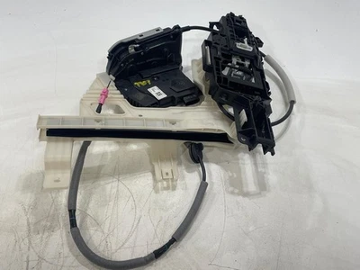 Fits 21-24 JEEP GRAND CHEROKEE Rear RH Passenger Door Latch Lock Handle Assy OEM - Image 1 of 4