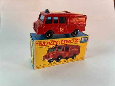 Винтажный спичечный коробок Lesney No Пожарная машина 57c Land Rover почти как новая и в коробке - Изображение 1 из 4