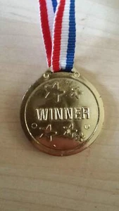 Children Gold Winners Plastic Winner Medals Game Toys Prizes Awards Kids Party - Picture 1 of 4