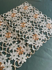 Light Yellow Orange Green Daisy Floral Embroidery Oblong Table Runner Cutwork - Picture 1 of 5
