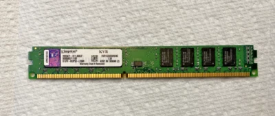 Módulo de memoria de escritorio Kingston KVR1333D3N9/4G. Foto 1 de 3