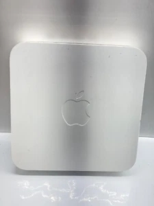 Apple AirPort Extreme 802.11n Wi-fi Router Model A1143 - Picture 1 of 6