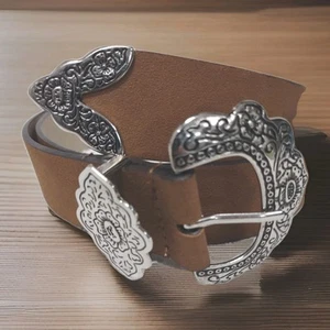 Brown Western Silver Tone Buckle Faux Leather 1.5" Belt Women's Large 36-40 - Picture 1 of 5