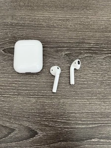 Airpods A2031 For Parts - Zdjęcie 1 z 2