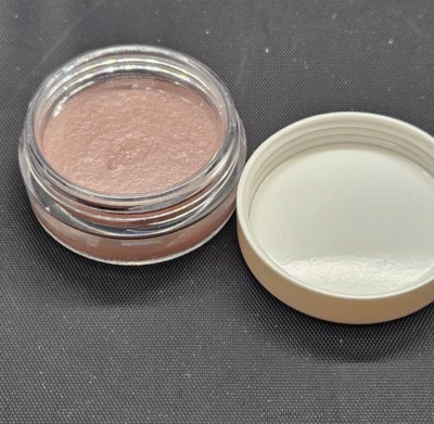 Vital Radiance by Revlon Easy Blending Mousse Shadow 10 ROSE LIGHT .11oz - Image 1 of 3