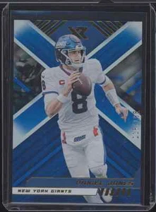 Daniel Jones 2022 Panini XR Blu #'d/199 Giganti AA-4314 - Foto 1 di 2