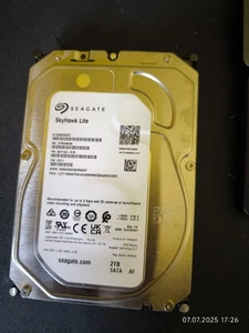 Seagate 2TB Festplatte 3,5" S-ATA - Bild 1 von 2