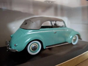 Minichamps VW Beetle Cabriolet 1/43 Diecast Model Car Classic Convertible - Picture 1 of 3