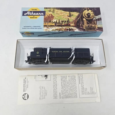 Athearn 1903 Norfolk & Western Powered Diesel Engine Blue Vintage - Image 1 of 4