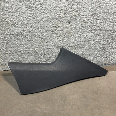 Chrysler 300 2011-2023 panel de consola central lateral del pasajero moldura OEM cuero diestro Foto 1 de 4