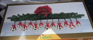 Dillard 12er Set Caroling Weihnachtsglocken 2001 spielt 25 Lieder neu geöffnete Verpackung - Bild 1 von 8