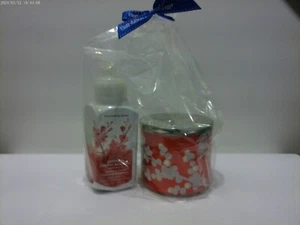 NEW BATH & BODY WORKSGENTLE FOAMING HAND SOAP 8.75 OZ JAPANESE CHERRY BLOSSOM - Picture 1 of 3