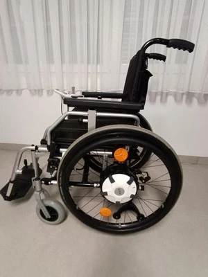 alber e-fix 36 - 35 mit Moly Falltrollstuhl  - Bild 1 von 4