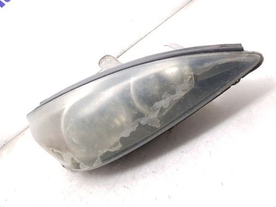 02-04 TOYOTA CAMRY PASSENGER SIDE FRONT RIGHT HEADLIGHT ASSEMBLY  - Image 1 of 4