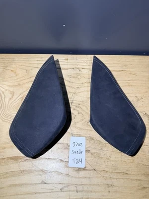 Nissan 370Z 2009-2017 OEM lado del conductor rodillera central panel de ajuste gamuza Foto 1 de 4