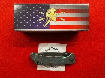 RETIRED SPARTAN BLADES HARSEY SPECIAL EDITION – COMPASS, GREEN & BRONZE (467) - Image 1 of 4