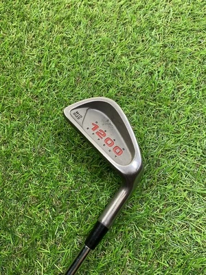 Wilson 1200 Gear Effect 6 Iron - Image 1 of 4