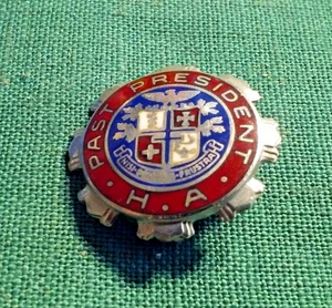 Old PAST PRESIDENT H.A. Hospital Auxiliary Pin NISI DOMINUS FRUSTRA Silver-Tone - Bild 1 von 3